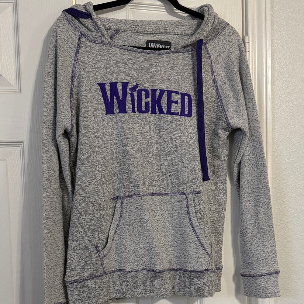 Calling all Wicked Fans!